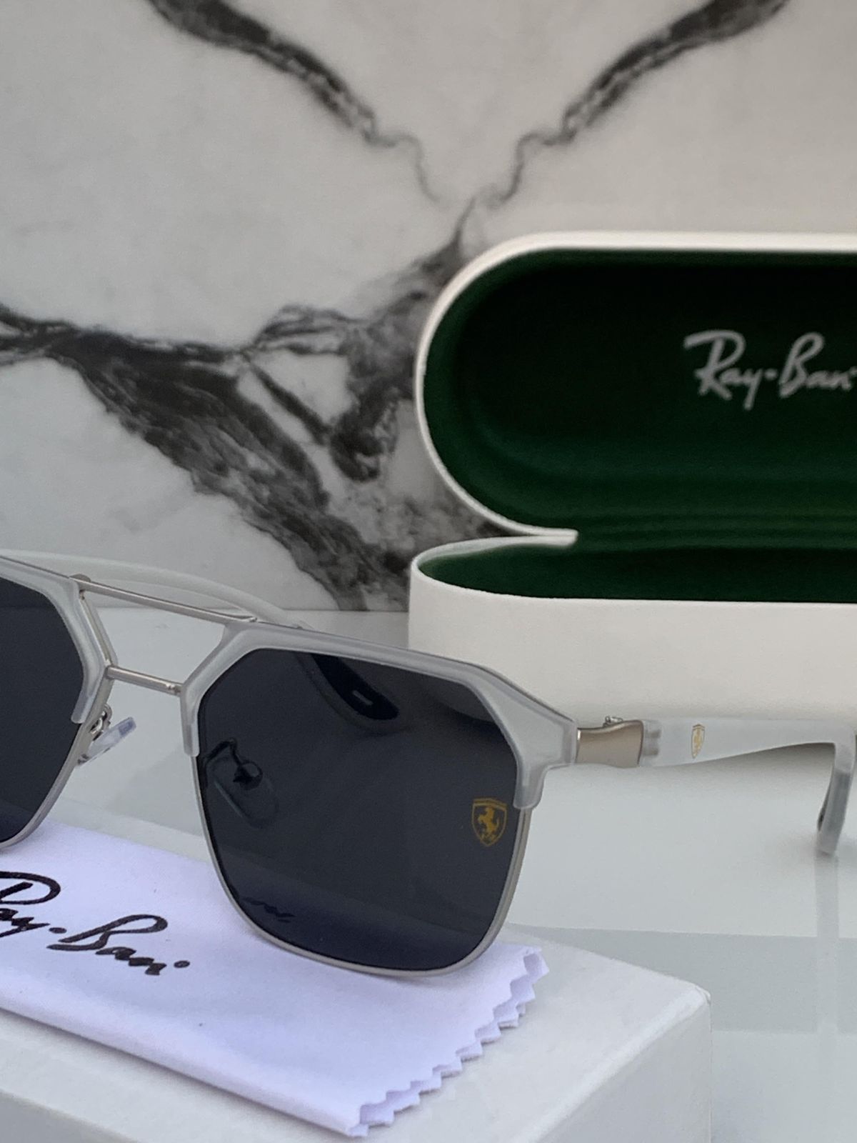 Rayban_04 white black