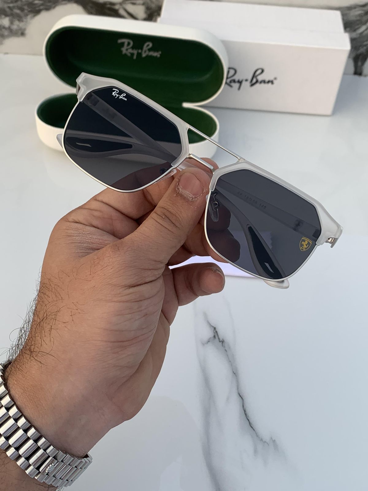 Rayban_04 white black